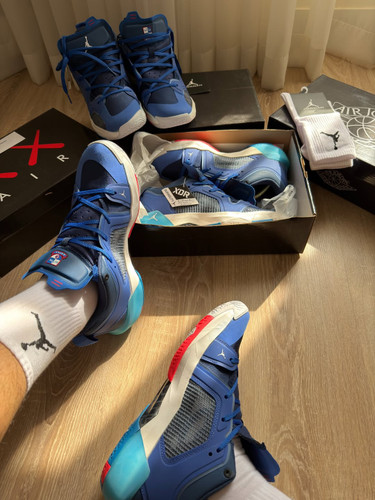 کفش ورزشی جردن 37 ابی military navy